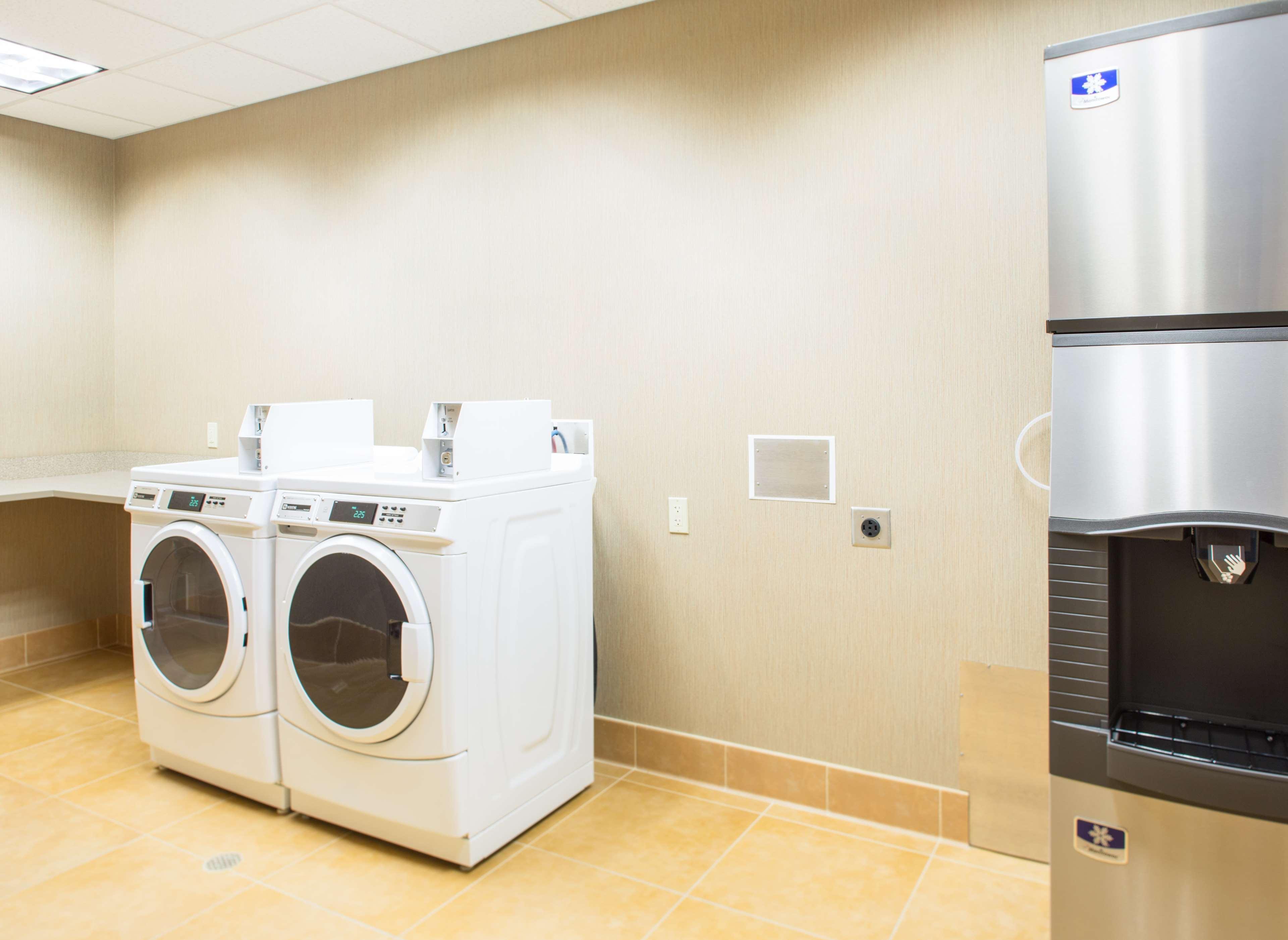 Hampton Inn & Suites Whitefish Ngoại thất bức ảnh